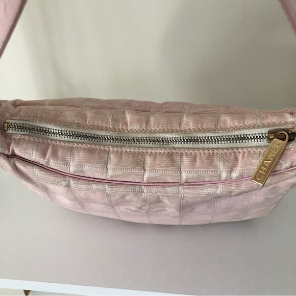 CHANEL Pink Travel Line Shoulder Bag - Picture 11 of 16